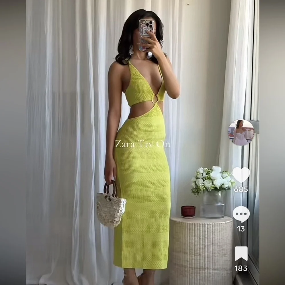 VIRAL NEW ZARA  CUT OUT DRESS SIZE S 
🚨FIRM PRICE NO DISCOUNT ON THIS DRESS - Picture 10 of 16